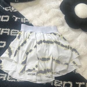 LULULEMON CLASSIC SKIRT